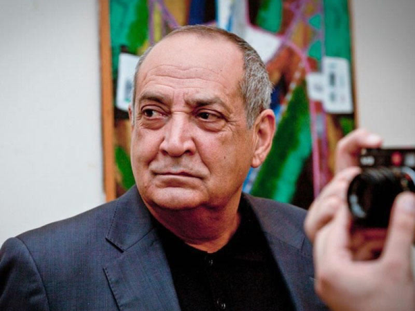 Balayevdən Səyavuş Aslanın oğluna: Sənin nə borcuna?